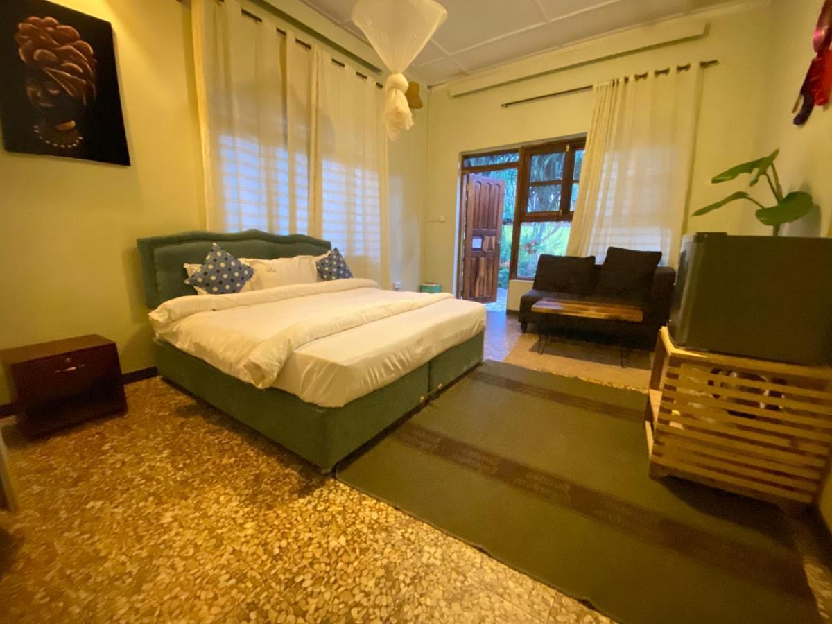 Afro Smile Hotel And Guest House-Jinja Exterior foto