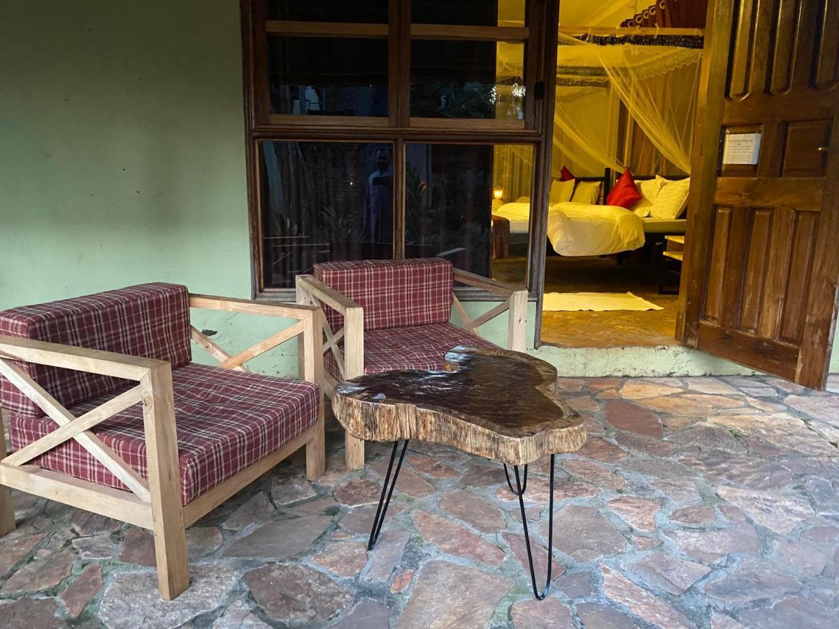 Afro Smile Hotel And Guest House-Jinja Exterior foto